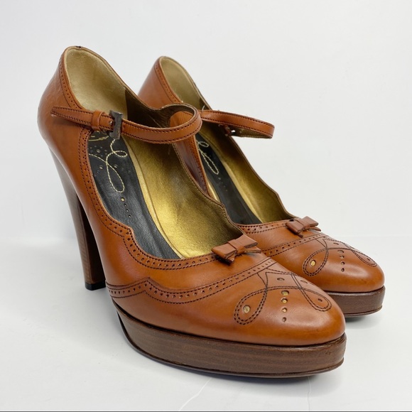 Prada Vintage Cognac Classic Almond Toe Platform - Picture 5 of 12